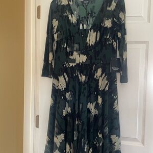 Simply Vera Vera Wang Abstract Green and Black Dress